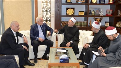 غرفة شركات السياحة توقع مذكرة تفاهم مع دار الإفتاء لتوعية الحجاج