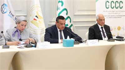 محافظ الجيزة: تحويل السيارات للغاز الطبيعي مبادرة ناجحة لمكافحة تلوث الهواء