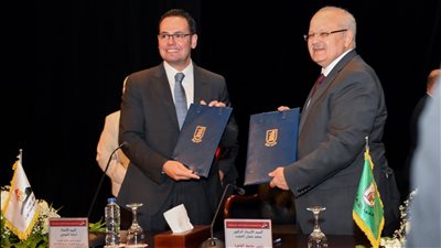 توقيع بروتوكولي تعاون بين معلومات الوزراء وكليتين بجامعة القاهرة 