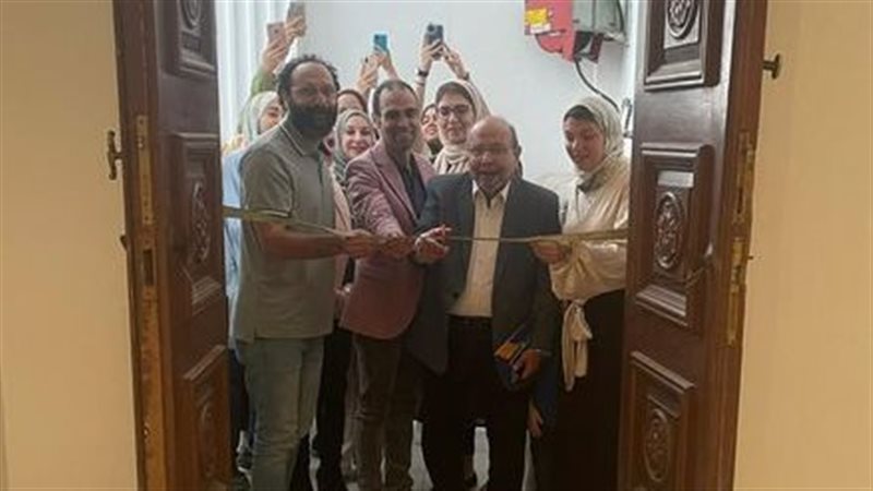 افتتاح معرض الرواد،