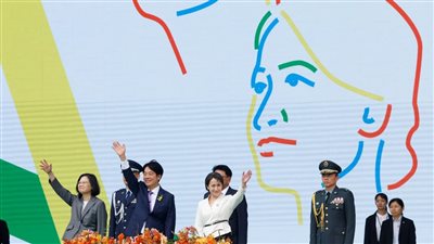 رئيس تايوان الجديد ونائبته يؤديان اليمين الدستورية