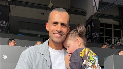 روقا يدعم الزمالك أمام نهضة بركان المغربي من المدرجات