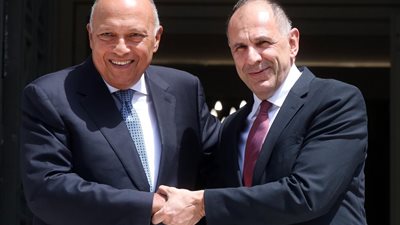 مباحثات موسعة بين مصر واليونان في أثينا.. تفعيل اتفاقية العمالة الموسمية.. شكرى وجيرابيتريتيس يؤكدان أهمية التعاون والتنسيق.. والقضية الفلسطينية تستحوذ على المناقشات