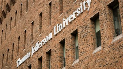 جامعة أمريكية تعتذر للطلاب لسبب غريب