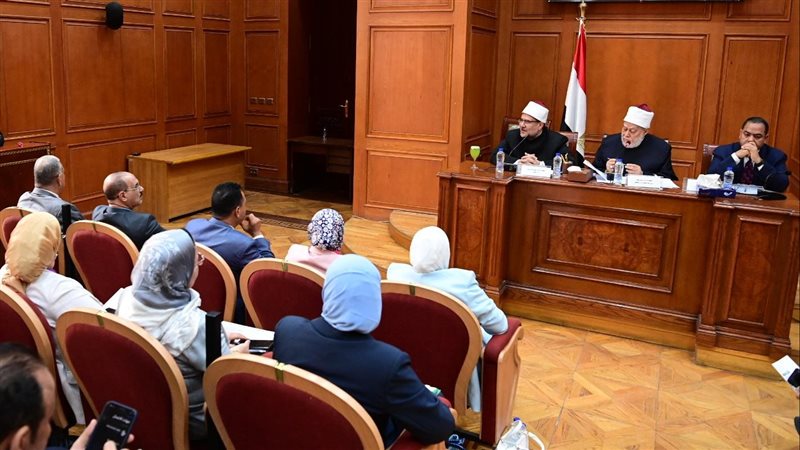مناقشة مستجدات مسابقة