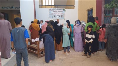 إقبال من المواطنين على القوافل الصحية المجانية في الإسماعيلية (صور) 