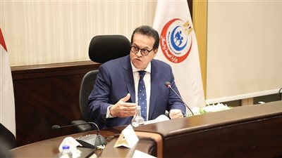 وزير الصحة يوجه بسرعة الانتهاء من تطبيق الميكنة بكافة المنشآت الطبية التابعة للوزارة