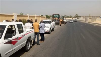 حملة مرورية بالظهير الصحراوي لمدينة الزينية وإزالة بناء مخالف بالأقصر