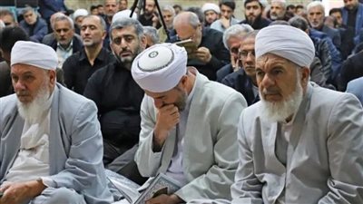  لون قميص رئيس إيرانى سابق يفجر حملة غضب فى البلاد (صورة)