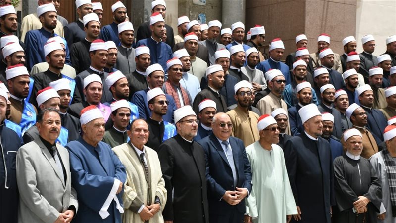 وزير الأوقاف يفتتح