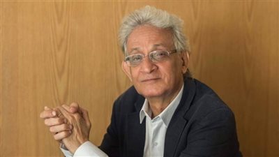 عبد الله السناوي: البلاد دخلت في العراء الاقتصادي والاجتماعي منذ 1974