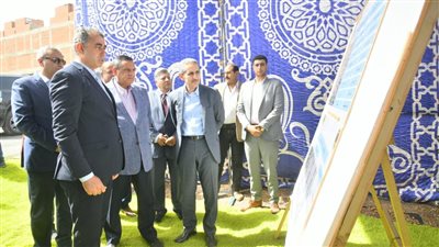وزير التنمية المحلية ومحافظ الغربية يتفقدان رفع شبكة الطرق بطنطا