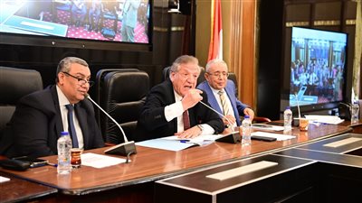 ضعف إيرادات اقتصادية قناة السويس يثير التحفظات باجتماع خطة النواب