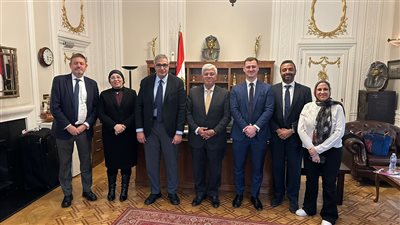 وزير التعليم العالي يبحث سبل مواصلة الجامعات المصرية تعزيز تصنيفاتها الدولية