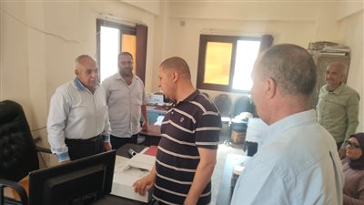 سكرتير محافظة البحيرة يتابع تلقي ملفات التصالح في مخالفات البناء بالمراكز