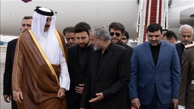 أمير قطر يصل إلى طهران لتقديم التعازي في الرئيس الإيراني