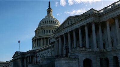 سيناتور أمريكي يطالب بقطع المساعدات العسكرية عن إسرائيل