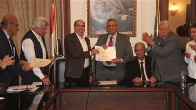 رئيس الوفد: كلمة العمال والفلاحين فيها عنصرية والجميع يعمل من أجل الوطن