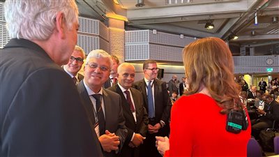 أيمن عاشور يشارك في فعاليات المُنتدى العالمي للتعليم