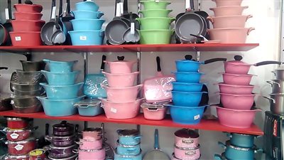  الحلة بـ 300 جنيه، تعرف على أسعار أطقم حلل وأواني الطهي بالأسواق