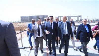 وزير الصحة يؤكد أهمية توطين السياحة العلاجية بمصر