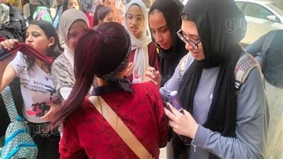 رسائل وداع وصور تذكارية، أبرز مشاهد نهاية امتحانات الإعدادية في الشرقية (صور)