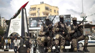 القسام تستهدف طائرة مروحية إسرائيلية بصاروخ سام 7