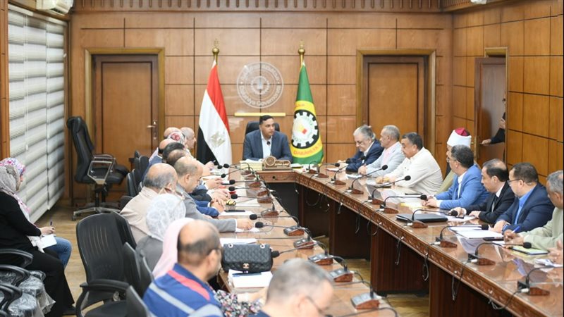 اجتماع محافظ الدقهلية،