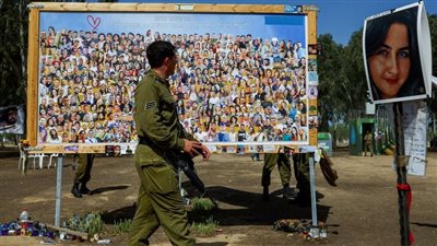 زعيم المعارضة الإسرائيلية: فرص استعادة الرهائن بغزة تتضاءل