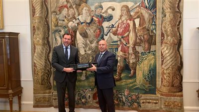 مصانع جديدة للقطارات ودعم مترو الأنفاق، مصر وإسبانيا تعززان التعاون في مجال النقل 