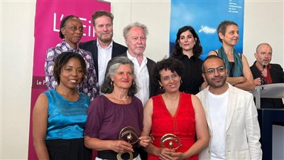 وزيرة الثقافة تهنئ فريق عمل فيلم رفعت عيني للسماء بجائزة مهرجان كان