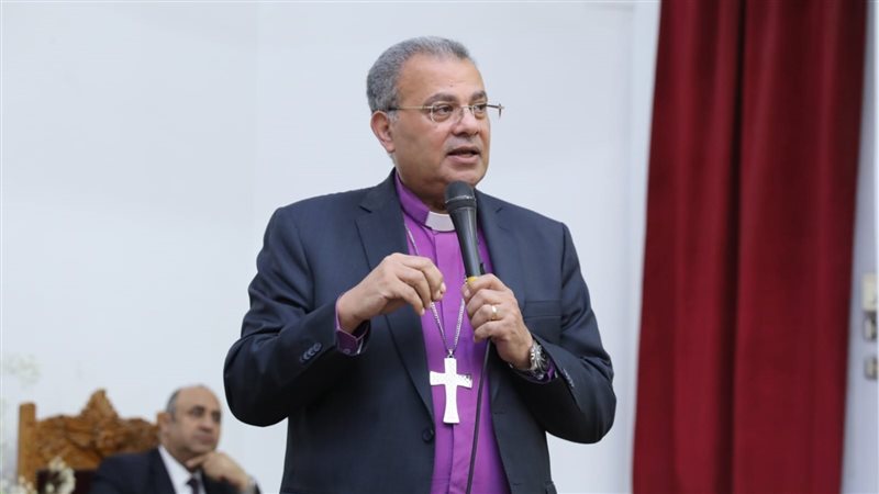 رئيس الإنجيلية، فيتو