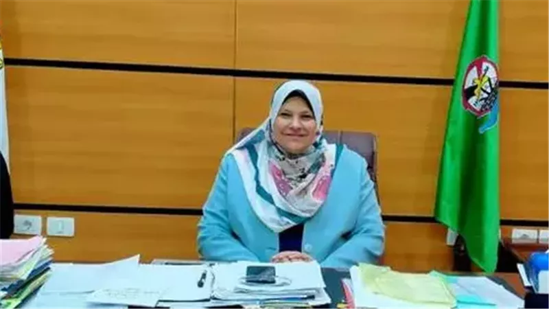  الدكتورة اماني قرني