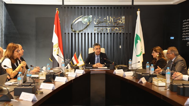 د. شريف فاروق خلال