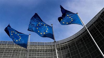 خشية الهجوم الروسي، اليونان وإسبانيا تغلقان سفارتيهما في أوكرانيا