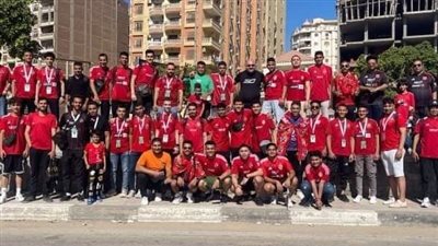 جماهير الأهلي في الفيوم يغادرون إلى ستاد القاهرة لمؤازرة فريقهم أمام الترجي 