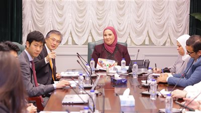 وزيرة التضامن تناقش مع سفير اليابان التعاون لدعم مشروع جودة خدمات الطفولة المبكرة