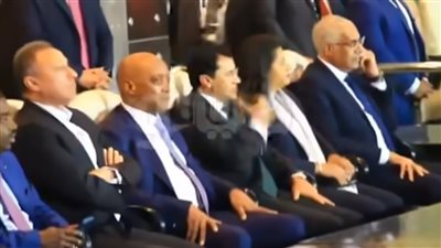 شاهد رد فعل الخطيب ووزير الرياضة لحظة هدف الأهلي بشباك الترجي