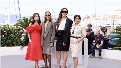 مهرجان كان، أدريانا وزوي سالدانيا وكارلا صوفيا وسيلينا جوميز يفوزون بجائزة أفضل ممثلة