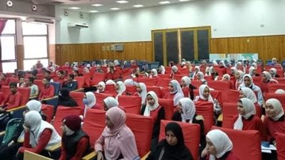 انطلاق قوافل تعليمية لدعم طلاب الثانوية بالمركز الاستكشافي للعلوم بالخارجة