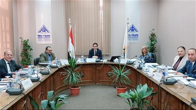 جامعة بنها تستقبل المتقدمين لشغل المناصب القيادية