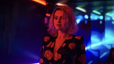 فيلم EMILIA PÉREZ يحصد جائزة لجنة تحكيم مهرجان كان