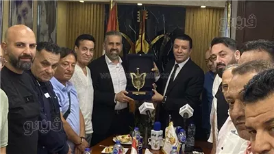 أخبار الفن: مصطفى كامل يكرم نقيب الموسيقيين اللبنانيين.. وتعطل حفل افتتاح المهرجان الدولي للطبول والفنون التراثية