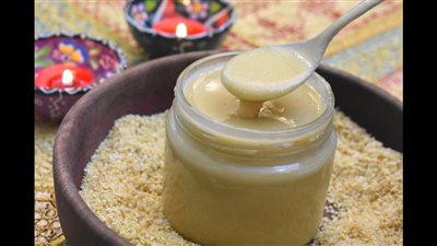 طريقة عمل الطحينة بالسمسم، أوفر وألذ من الجاهزة