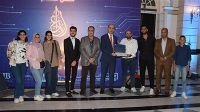 رئيس جامعة دمنهور يشهد حفل ختام مهرجان إبداع