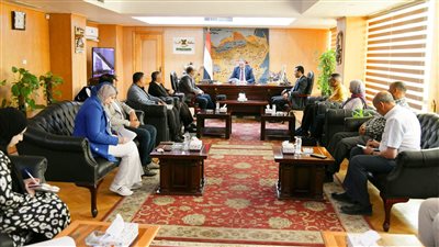 محافظ الفيوم: حصر المناطق المتأثرة بضعف مياه الشرب لتحسين الخدمة