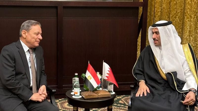 وزير الإعلام البحريني