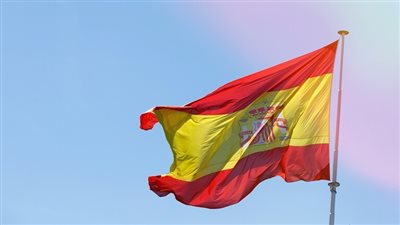 طفرة سكانية في إسبانيا مع تدفق المهاجرين