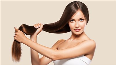 حمام زيت لتغذية الشعر وتقويته من الجذور وتنعيمه