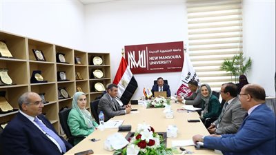 مجلس جامعة المنصورة الجديدة يوافق على إنشاء وحدتي حقوق الإنسان ومكافحة العدوى (صور)